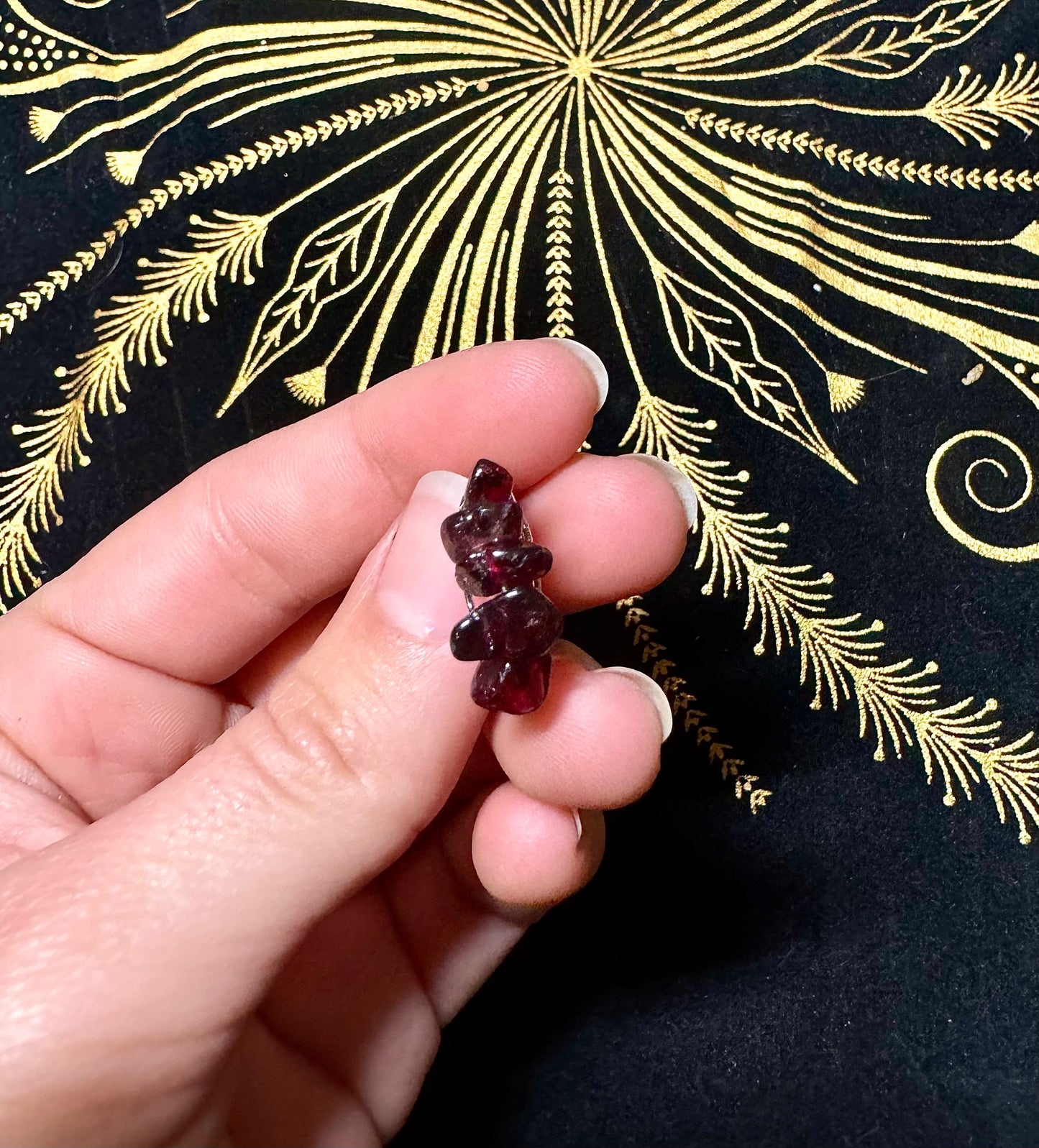 Garnet crystal chip ring