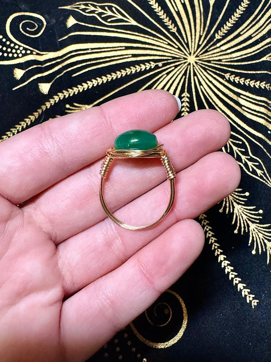 Dark green bead ring